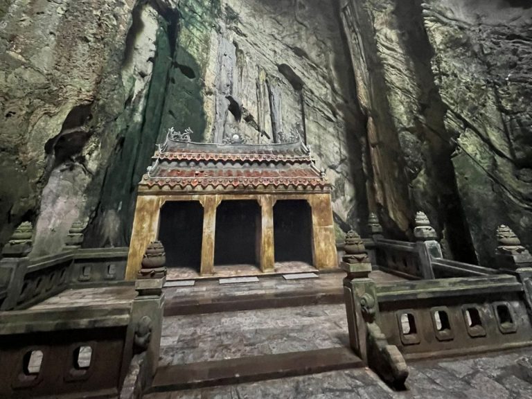 Мраморные горы (Marble Mountains) Да Нанга Мраморные горы Дананга, священное место с пагодами