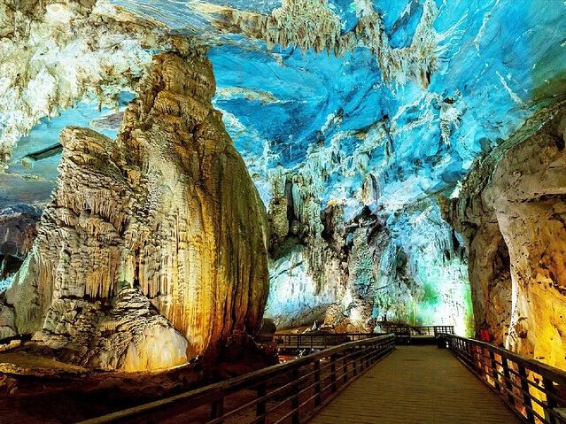 Пещера Тянь Сон (Tien Son Cave) — пещера на высоте с комфортным климатом и потрясающими видами Пещера Тянь Сон в национальном парке Фонгня-Кебанг — природные каменные образования и панорамные виды